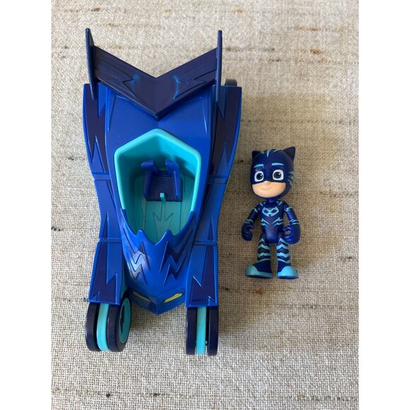 PJ Masks Cat Gekko and Owl Glider with Vehicle Mobile Car Lot - Picture 7 of 9